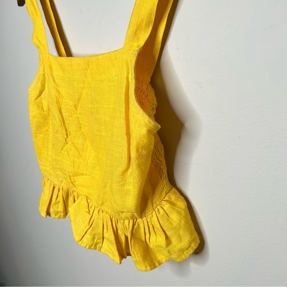 Razzle Dazzle Adorable Sleeveless Crop Top Stretch Back & Ruffle Hem Medium - Picture 7 of 8